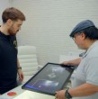Un chileno intentó vender a Ibai Llanos un vinilo autografiado de Michael Jackson por 20 mil euros, pero expertos tasaron el objeto muy por debajo del valor esperado.