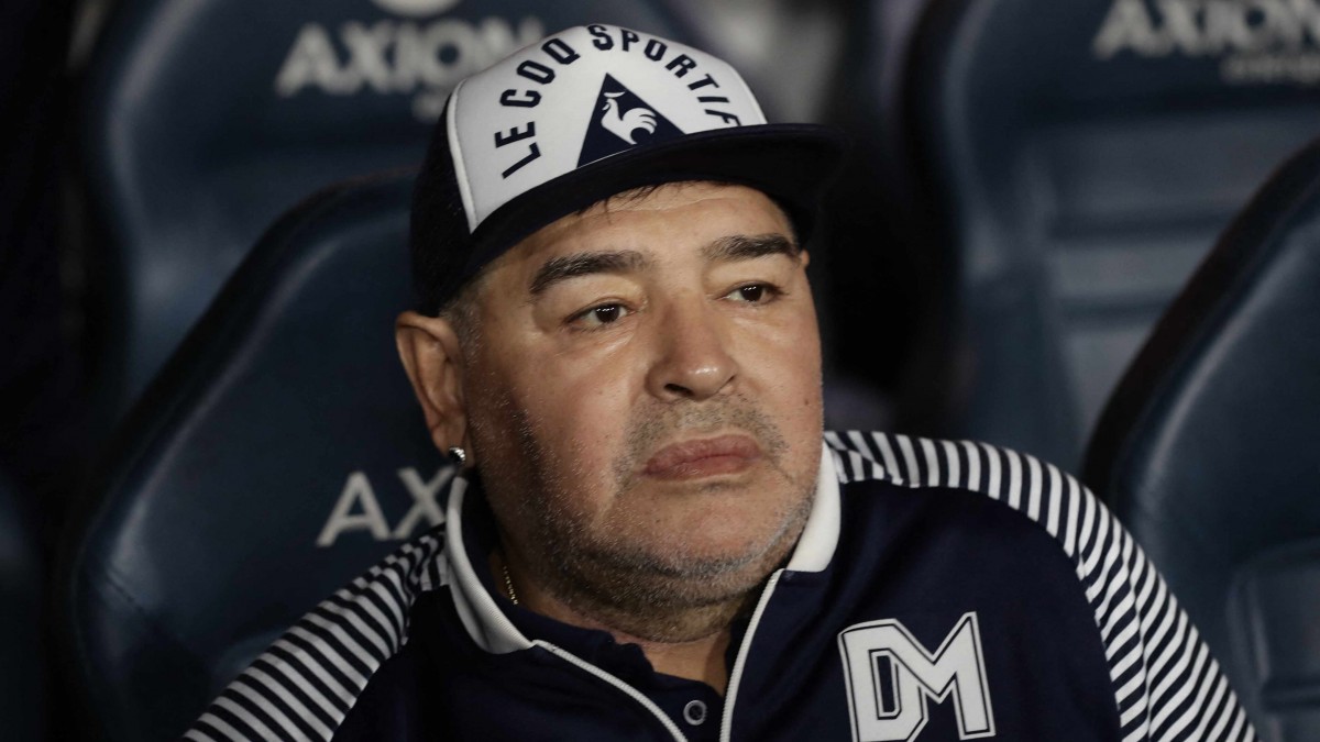 Testigo dice que internación de Maradona no debía iniciarse sin equipamiento básico