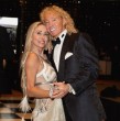 La esposa de Leonardo Farkas compartió un mensaje en redes sociales en medio de la disputa pública del empresario con Claudia Schmidt. La publicación llamó la atención por el momento en que fue realizada.