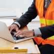 CMPC mantiene abiertas distintas ofertas laborales en Chile para cargos en la Región Metropolitana y el Maule. Revisa los puestos disponibles, los requisitos y cómo postular online.