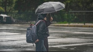 Dos sistemas frontales se aproximan a Santiago: Dejarán lluvias varios días durante la próxima semana