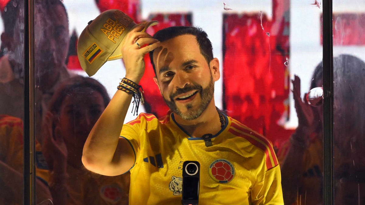 Tribunal ordena a candidato De la Espriella no usar la camiseta de selección colombiana