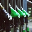 El precio de la bencina en Chile se actualiza cada jueves. Conoce cómo funciona el MEPCO, qué factores influyen en el precio y dónde encontrar el combustible más barato.