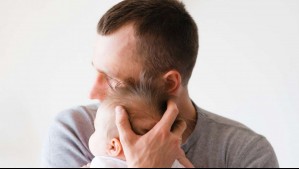 Corte Suprema ordena que adolescente lleve el apellido del hombre que lo crió desde bebé pese a no tener vínculo biológico