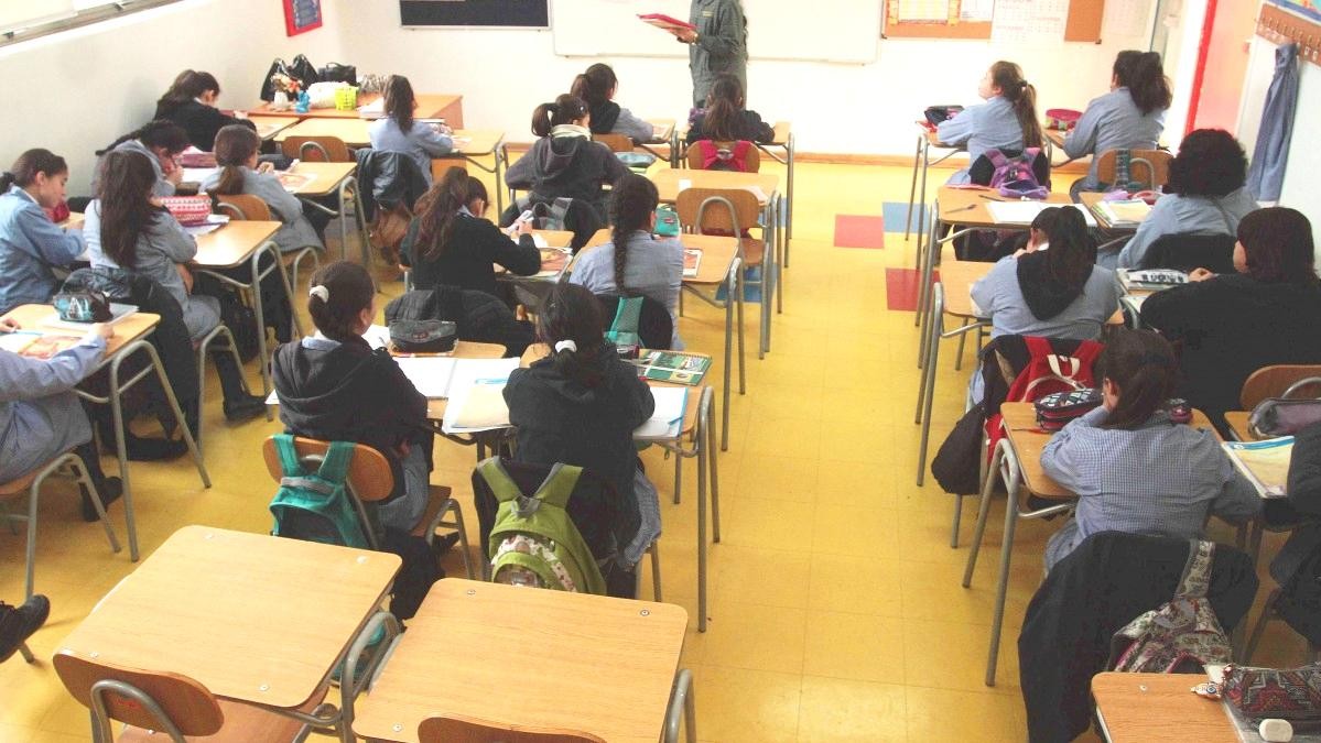 Histórico colegio de Viña del Mar enfrenta incierto futuro: Solo tiene recursos para funcionar hasta agosto