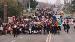 Penco sale a las calles para rechazar iniciativa minera de tierras raras