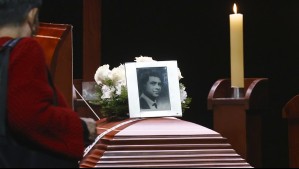 Hijo de Julio Jung agradece el cariño del público en el velatorio de su padre: 'Es una leyenda que será eterna'