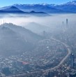 Debido a las condiciones atmosféricas proyectadas en la cuenca de Santiago, la Delegación Presidencial de la Región Metropolitana declaró Alerta Ambiental para este lunes 8 de junio.