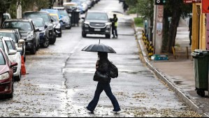 Vuelven las precipitaciones a Santiago esta semana: ¿Qué día lloverá en la capital?