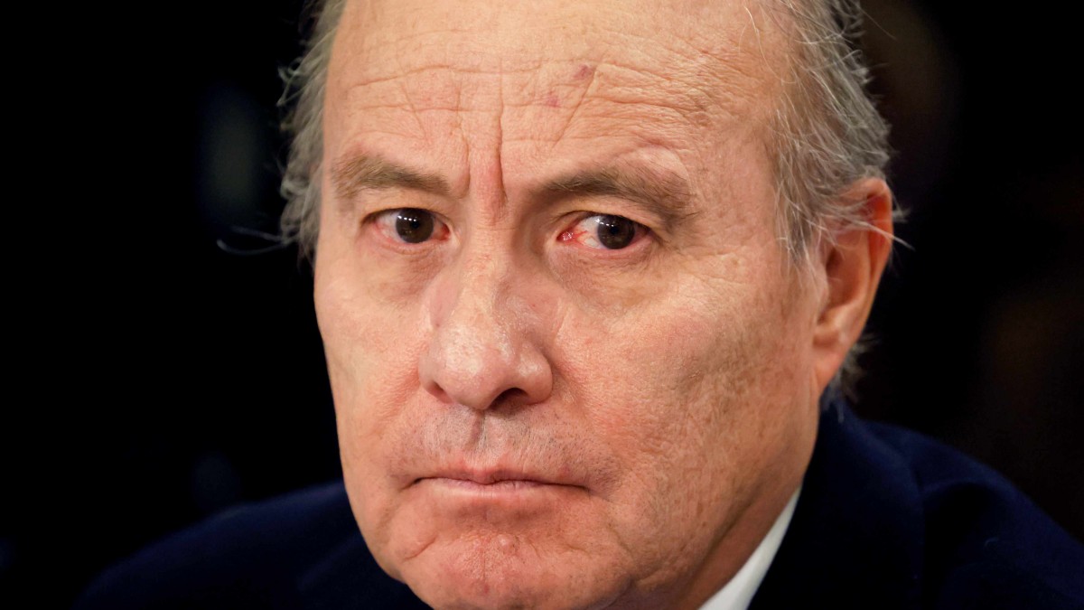 'Seguiremos cobrando': Ministro Quiroz es tajante con deudores del CAE y aclara que continuarán los embargos