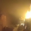 Conoce detalles sobre lo ocurrido con un bebé que fue rescatado de un voraz incendio por dos funcionarios municipales en La Pintana. La víctima se encuentra fuera de riesgo vital gracias a esta acción.