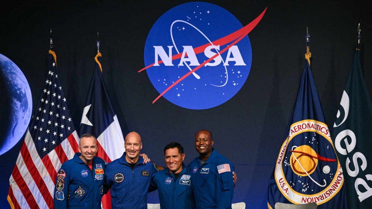 Estos serán los astronautas de Artemis III: la NASA presenta a la tripulación de su próxima gran misión lunar