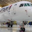 LATAM mostró por primera vez su Embraer E195-E2 ya pintado en la fábrica de Embraer en Brasil. El avión llegará a la flota en el último trimestre de 2026 y tiene como foco ampliar rutas de densidad media.