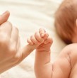 La justicia confirmó la sentencia que condenó al Servicio de Salud de Talcahuano a pagar una indemnización de $85 millones por daño moral a una joven que perdió a su hija por nacer tras la aplicación de una maniobra prohibida durante el parto.