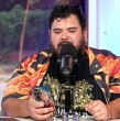 El influencer Rodrigo Fernández Otakin descubrió en directo que Tesorería ordenó embargar sus bienes por deuda derivada del CAE. En medio de un podcast junto con Pollo Castillo, el influencer leyó el mail que lo notificaba.