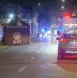 Un ciclista murió tras ser atropellado durante la madrugada en la comuna de La Cisterna por un vehículo cuyo conductor se dio a la fuga. La SIAT de Carabineros investiga el hecho para esclarecer la dinámica del accidente y dar con el responsable.