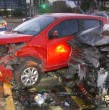 Un accidente entre dos vehículos se registró la mañana de este jueves frente al Costanera Center, en Providencia. El hecho genera congestión vehicular y es investigado por Carabineros.