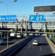 El Gobierno negocia con las concesionarias una eventual rebaja de las tarifas del TAG mientras la morosidad en autopistas urbanas se duplicó entre 2020 y 2025, según cifras dadas a conocer por las autoridades.