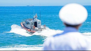Buscan a pescador desaparecido en Constitución: Habría caído desde su bote en la desembocadura del río Maule