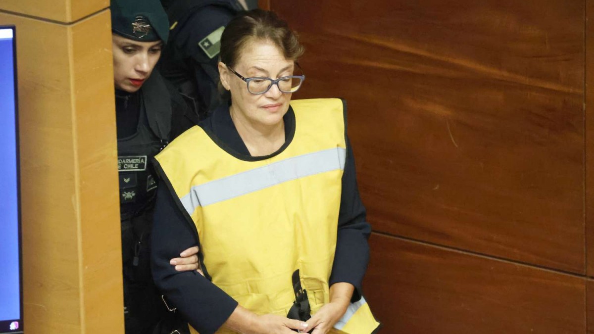 Revocan prisión preventiva de Ángela Vivanco y queda con arresto domiciliario total