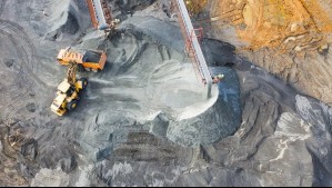 Antofagasta Minerals busca trabajadores: Revisa los cargos disponibles y cómo postular