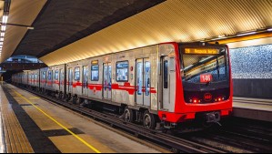 Metro de Santiago restablece servicio en la Línea 2 tras cierre de estaciones