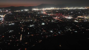 Hasta 7 horas sin luz: Estos son los cortes que afectarán a 8 comunas de Santiago este martes