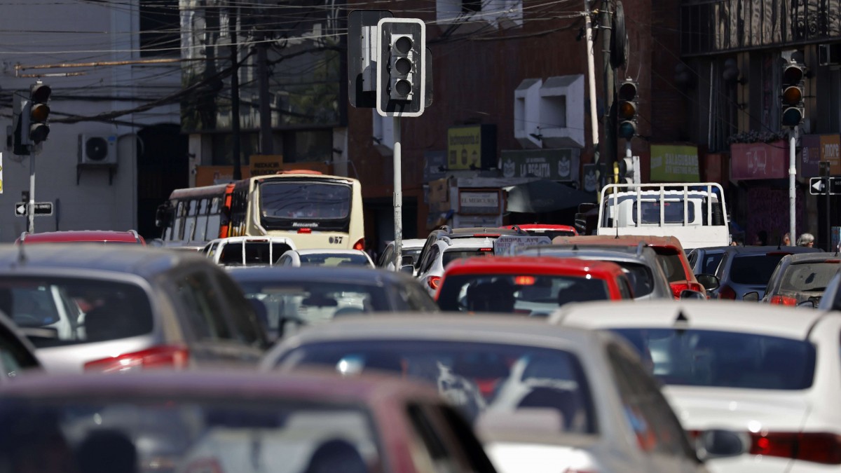 Cortes de luz en 6 comunas de Santiago: Revisa las zonas que estarán sin suministro este viernes