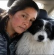 Una mujer de 54 años que fue encontrada con vida en Quellón, tras 5 días desaparecida, enfrentando el frío, la lluvia y las difíciles condiciones de una zona boscosa junto a su perro.