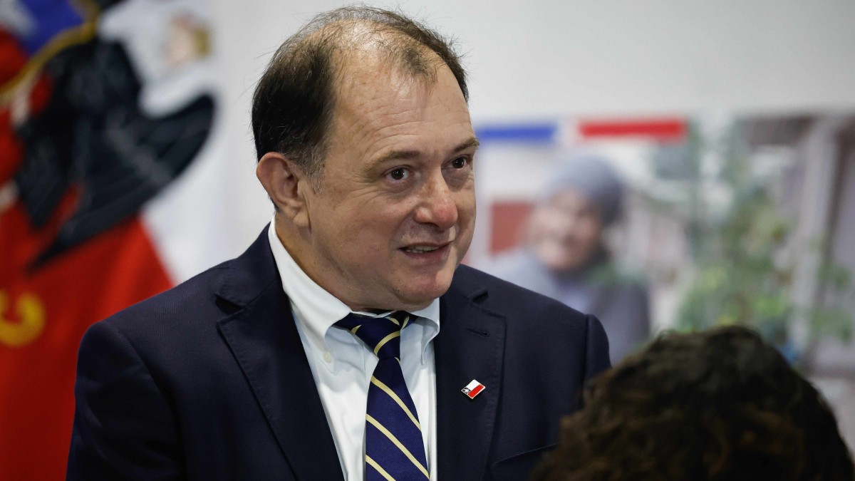 Iván Poduje lanzá nueva y polémica frase sobre ministros: 'Algunos se sienten con un poquito más de autoridad, pero no la tienen'