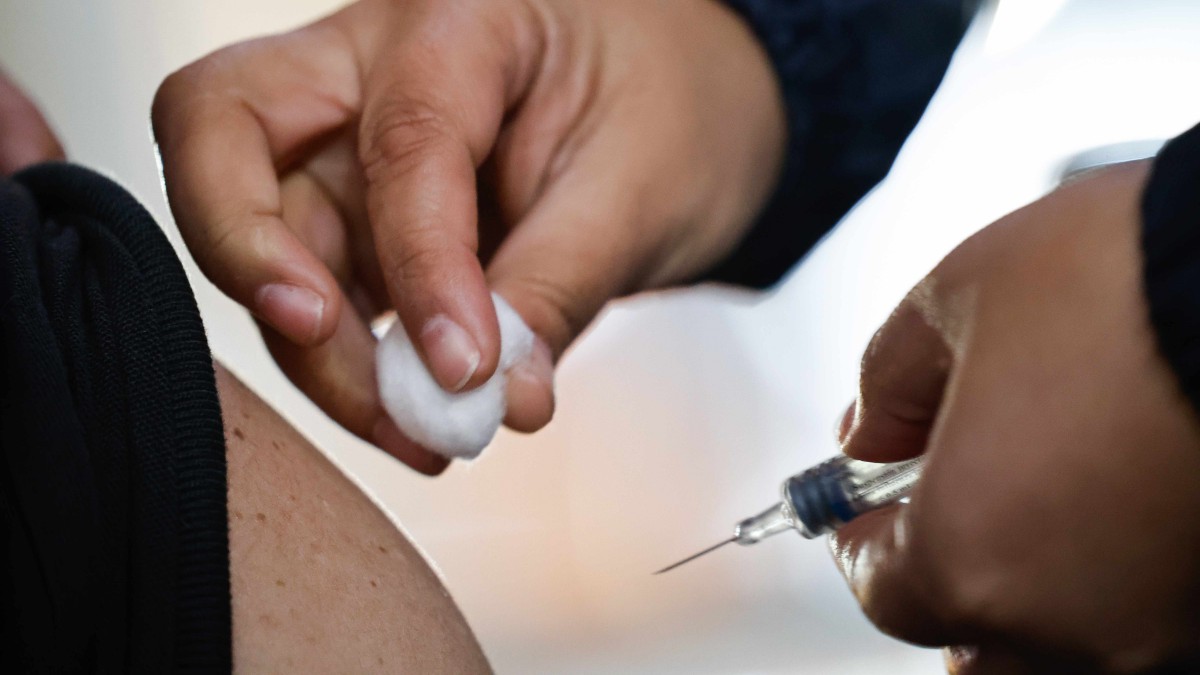 Minsal y Metro habilitan 21 estaciones para vacunación contra la influenza en vacaciones de invierno