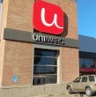 Unimarc abrió un nuevo local en la zona sur de la Región Metropolitana. El local tiene 1.247 m², 13 cajas y más del 70% de su equipo son vecinos de la comuna. Conoce los detalles.