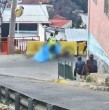 Un ciclista falleció la tarde de este sábado tras chocar violentamente contra una barrera de contención mientras descendía con un grupo de amigos por el Cerro Cárcel, ciudad de Valparaíso.