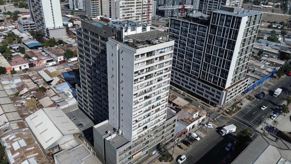 Condominios denuncian millonarios embargos de Tesorería: 'Nos dejaron sin plata en la cuenta para pagar los sueldos'