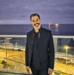 El actor Francisco Pérez-Bannen publicó una fotografía junto a sus tres hijos, generando una ola de reacciones entre sus seguidores, quienes no tardaron en destacar el fuerte parecido físico entre él y uno de ellos.