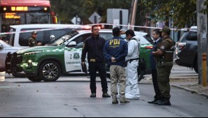 Homicidio frustrado en Peñalolén: Hombre fue baleado mientras conducía su vehículo