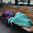 El Ministerio de Desarrollo Social y Familia anunció que desde las 17:00 horas de este lunes 22 de junio estará activo el Código Azul para seis regiones del país debido a las bajas temperaturas.