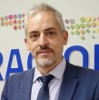 Mega Investiga accedió al informe final de Contraloría que acusa al exdirector de Migraciones, Luis Thayer, de flexibilizar requisitos para ciudadanos haitianos mediante un memorándum que habría excedido sus facultades legales.