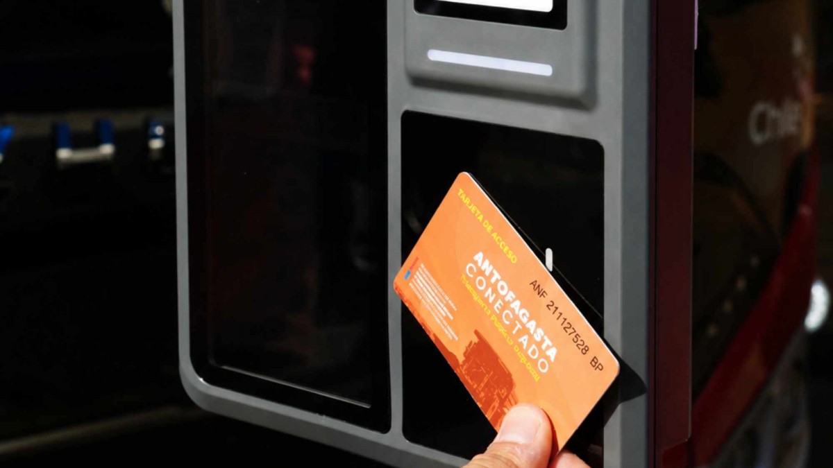 Pago en efectivo llega a su fin: Importante región de Chile tendrá sistema de pago electrónico en micros desde el 1 de julio