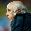 El histórico entrenador de la Selección Chilena, Nelson Acosta, debió ser ingresado a urgencias en las últimas horas por un cuadro respiratorio, informaron por medio de un comunicado.
