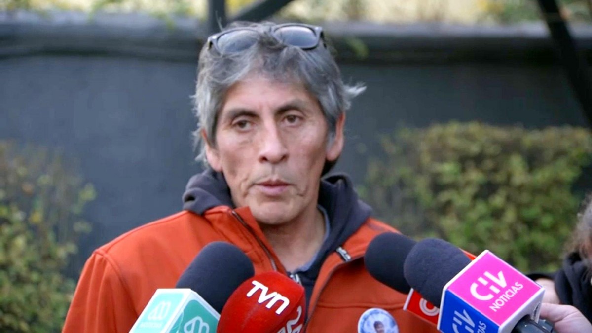 Padres de niño fallecido en encerrona en San Bernardo reciben ayuda de Colo Colo: 'Estamos presentes para apoyar a la familia'