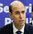 Más de 700 carabineros participaron en un amplio operativo de seguridad en la Región Metropolitana. El ministro Martín Arrau destacó el despliegue policial y el trabajo coordinado para reforzar la seguridad en sectores críticos.