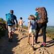 El programa Turismo Familiar subsidia el 80% de viajes de 3 días y 2 noches con todo incluido. Revisa el tramo del Registro Social de Hogares  requerido y cómo postular en tu municipio.