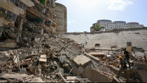 Rescatista chileno en Venezuela: Hay 'pocas probabilidades de encontrar a personas con vida' en edificios derrumbados en La Guaira