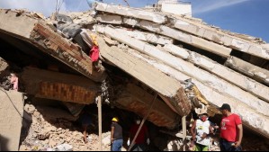 Aumenta a 1.450 personas la cifra de muertos por terremotos en Venezuela