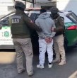 Durante la tarde de este domingo, Carabineros del OS9 detuvo al presunto autor del incendio ocurrido durante la madrugada en calle Rosas con General Baquedano, en la comuna de Santiago.
