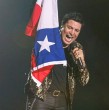 Este domingo 28 de junio, el cantante Chayanne cumplió 58 años de edad, razón por la que cientos de chilenos felicitaron al artista en su cuenta de Instagram. ¿Qué comentarios recibió el cantante?