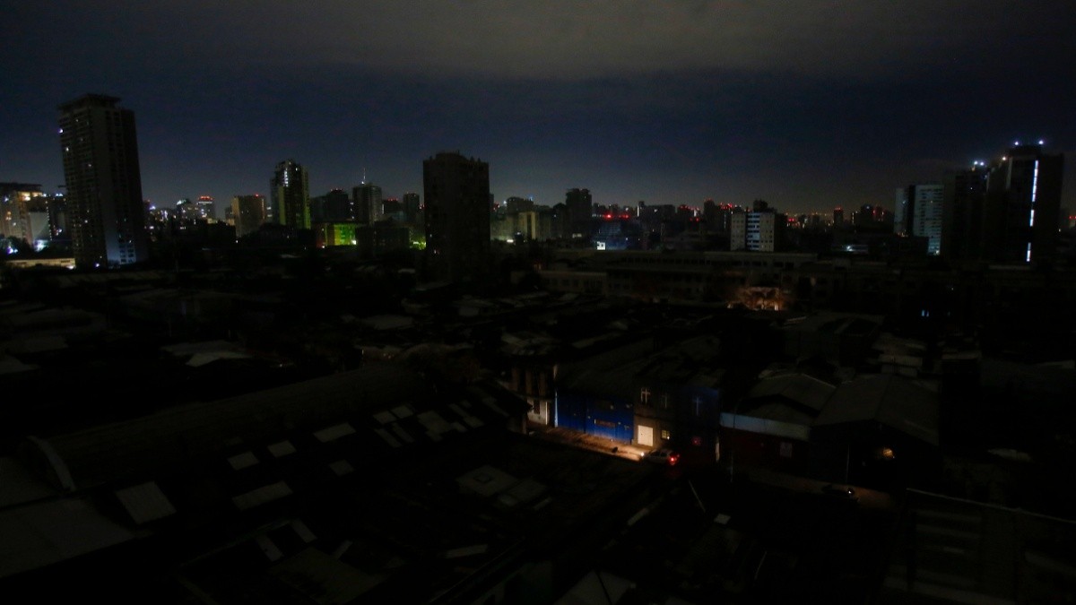 Corte de luz afectará a una comuna de la Región Metropolitana etse lunes feriado: Durará seis horas