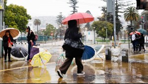 ¿Vuelve la lluvia a Santiago? Jaime Leyton anticipa la cantidad de precipitaciones que podrían caer en la capital