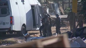'Él estaba con su bebé adentro': Segunda etapa del desalojo de megatoma de San Antonio se inicia con un detenido